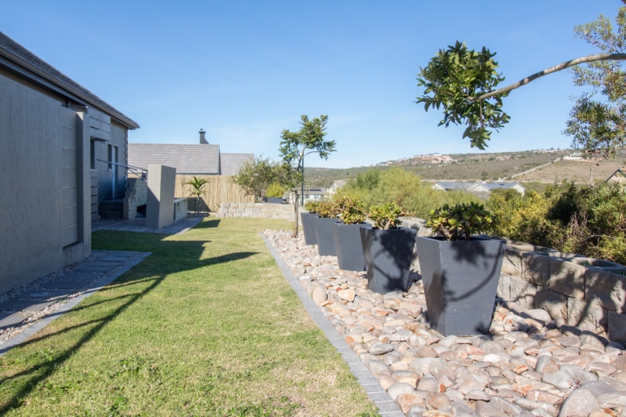 5 Bedroom Property for Sale in Num Num Cape Estate Western Cape